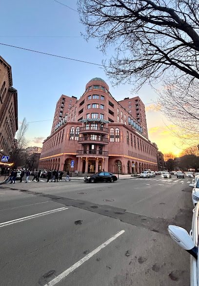 Crossroad Yerevan — фото 1