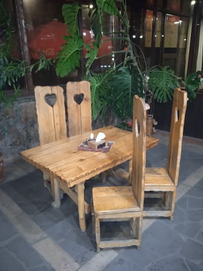 HUR-HOTEL-RESTORAN — Аджапняк