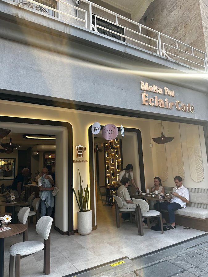 Moka Pot Eclair Cafe — Каскад
