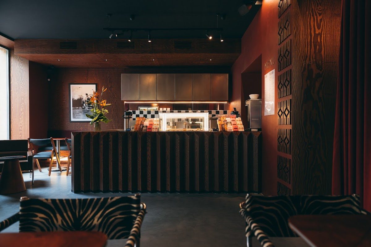 Surf Coffee x Cascade — фото 1