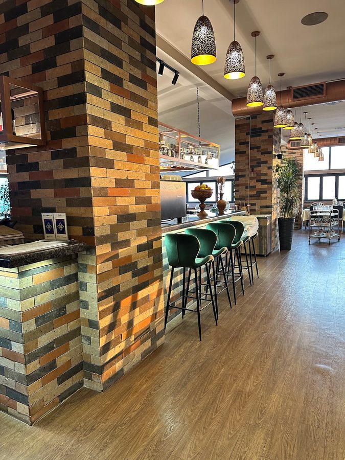 Tonir Restaurant — Каскад