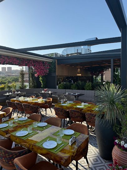 Zazoo Rooftop Lounge — главное фото
